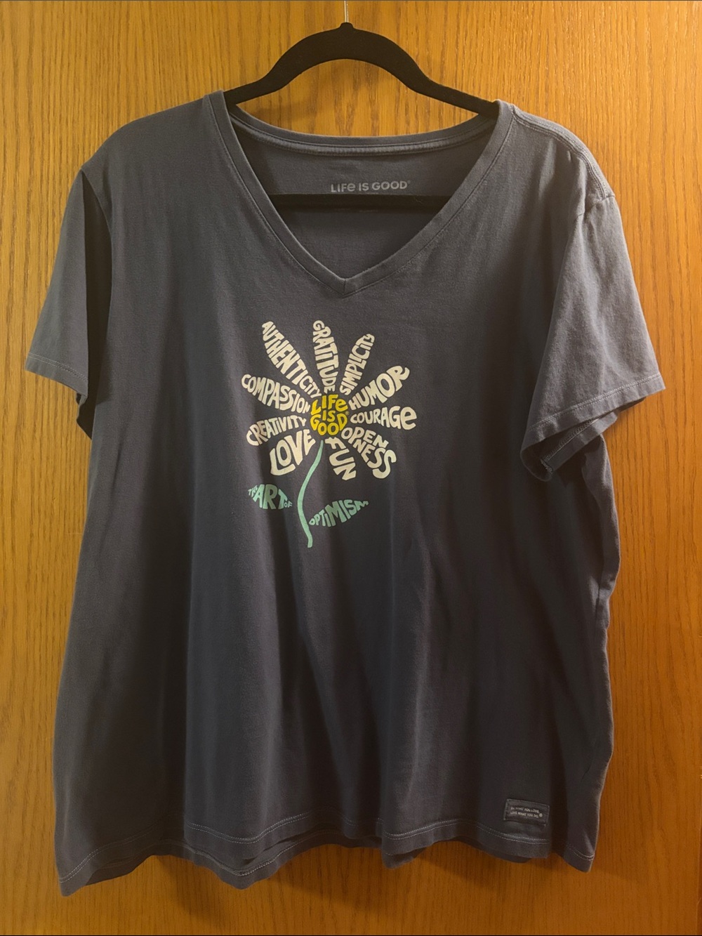 Life Is Good Navy V-Neck Graphic Tee with Cream & Mint Clover